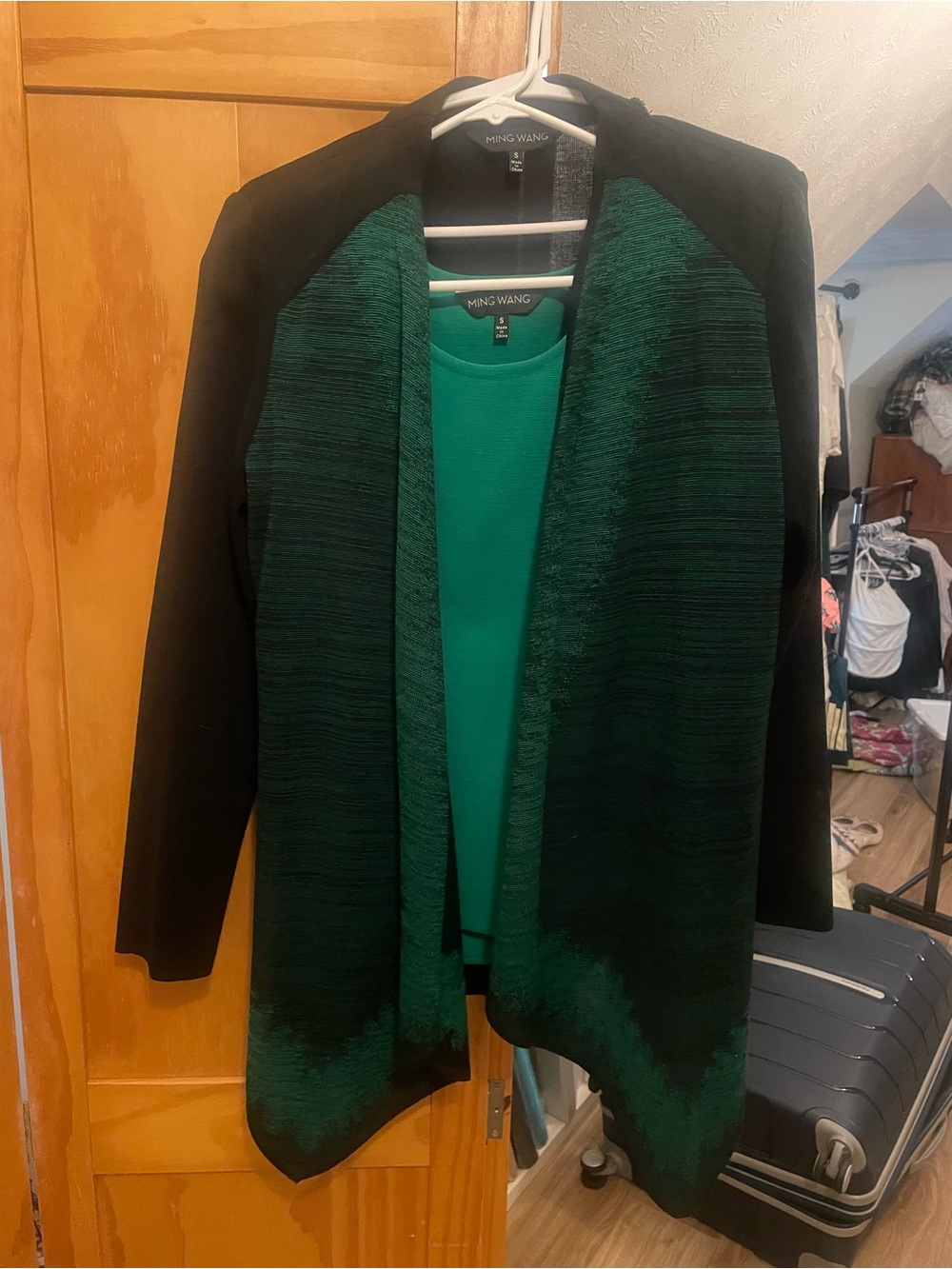 Ming Wang Black and Emerald Open Drape Cardigan